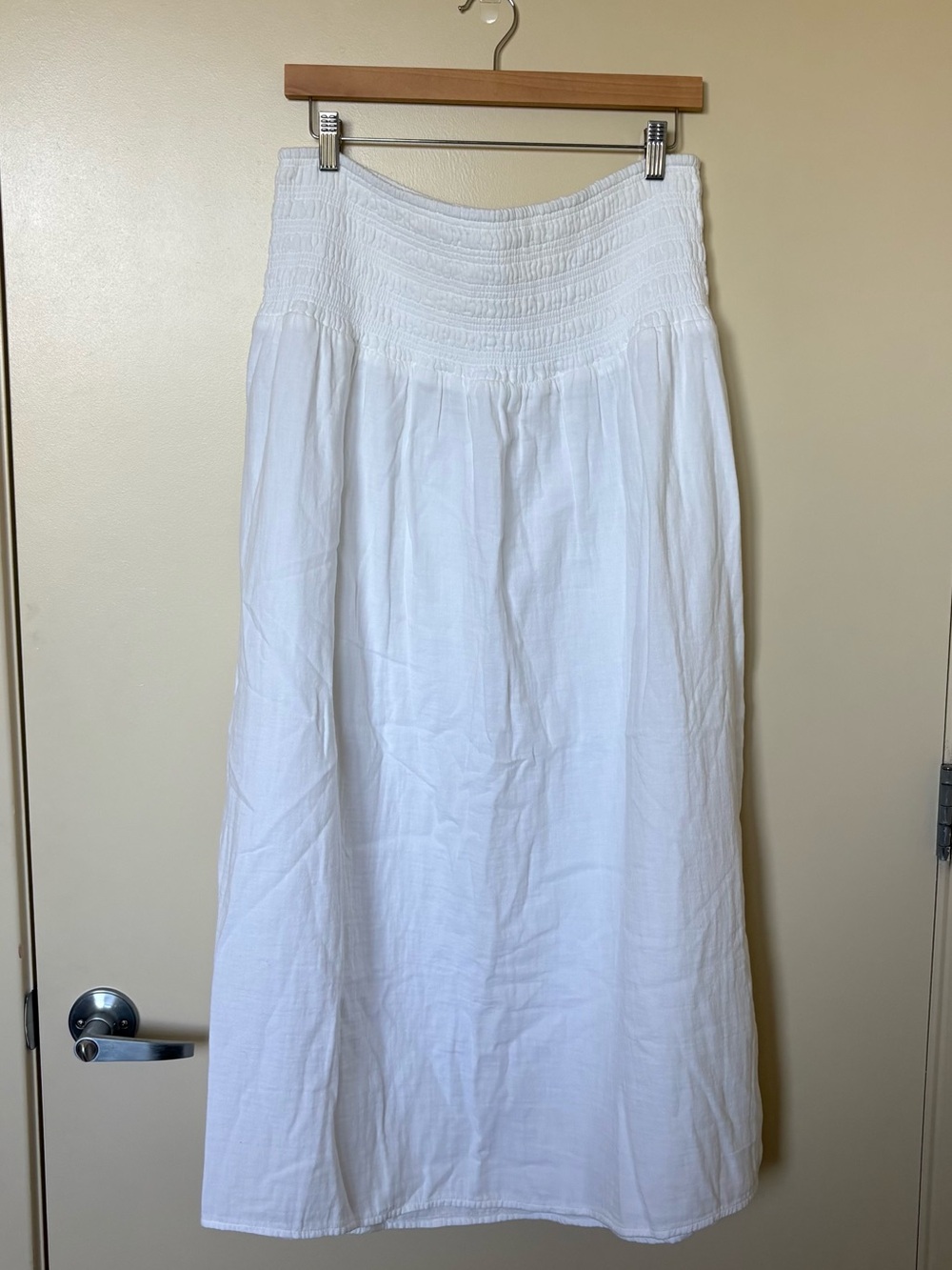 NWT Old Navy Crinkle Gauze White Maxi Skirt - Picture 4 of 9